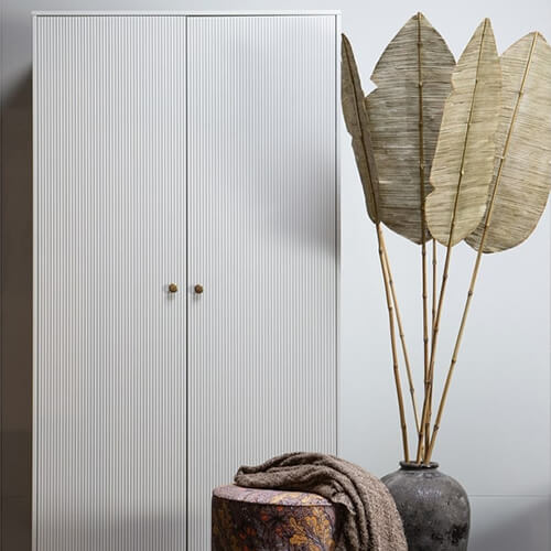 Armoire 2 portes en pin gris nuage - Madu - Woood