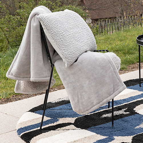 Plaid doux gris perle 130 x 160 cm - Michka