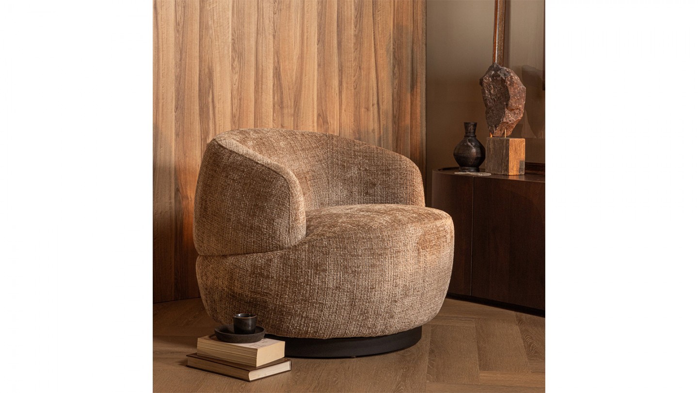 Fauteuil pivotant en tissu chenille sable - Woolly