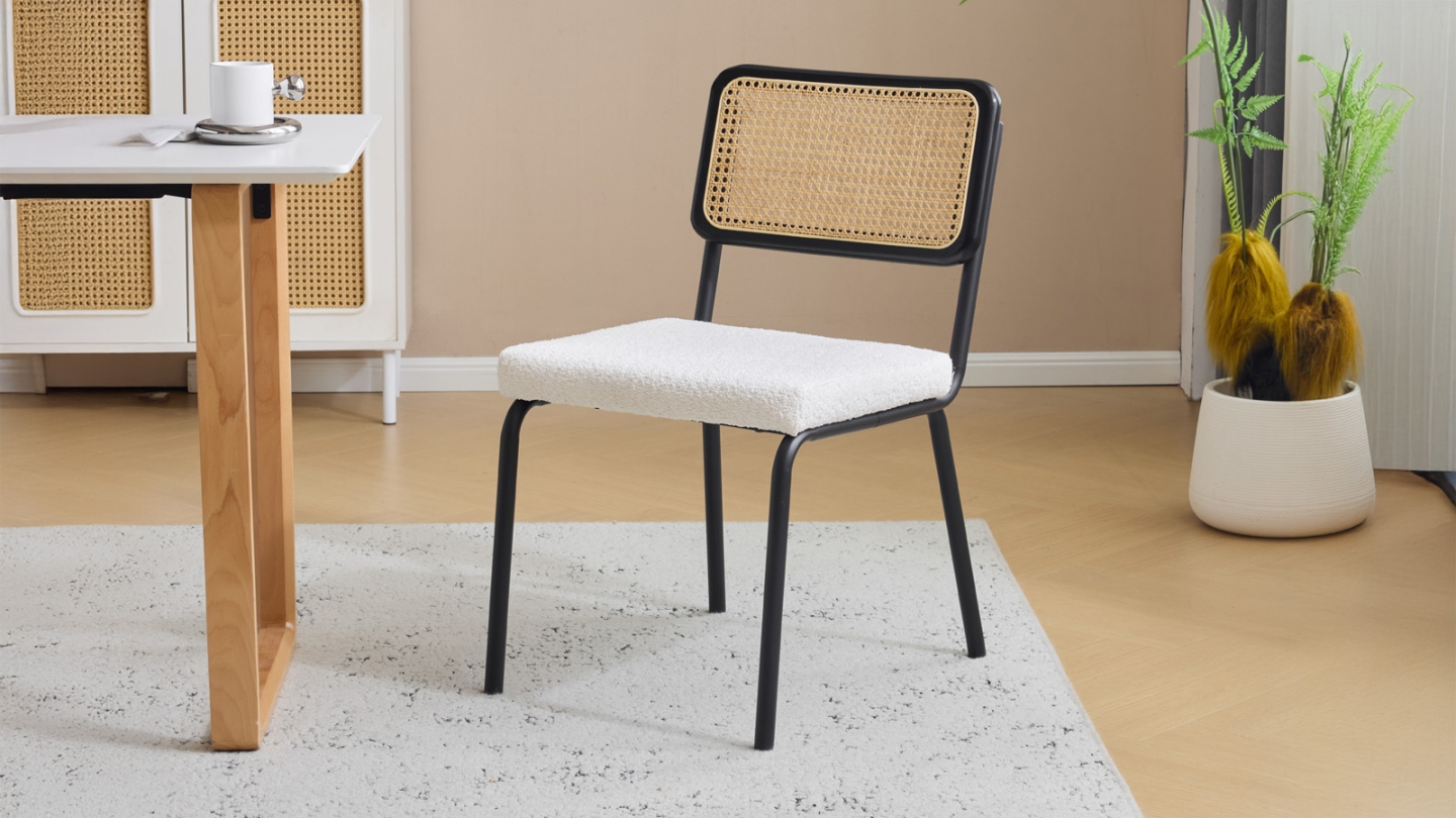 Lot de 2 chaises en acier et bois noir, cannage naturel et tissu bouclé beige - Paula