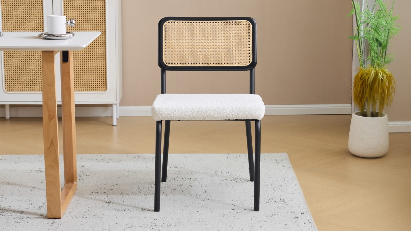 Lot de 2 chaises en acier et bois noir, cannage naturel et tissu bouclé beige - Paula