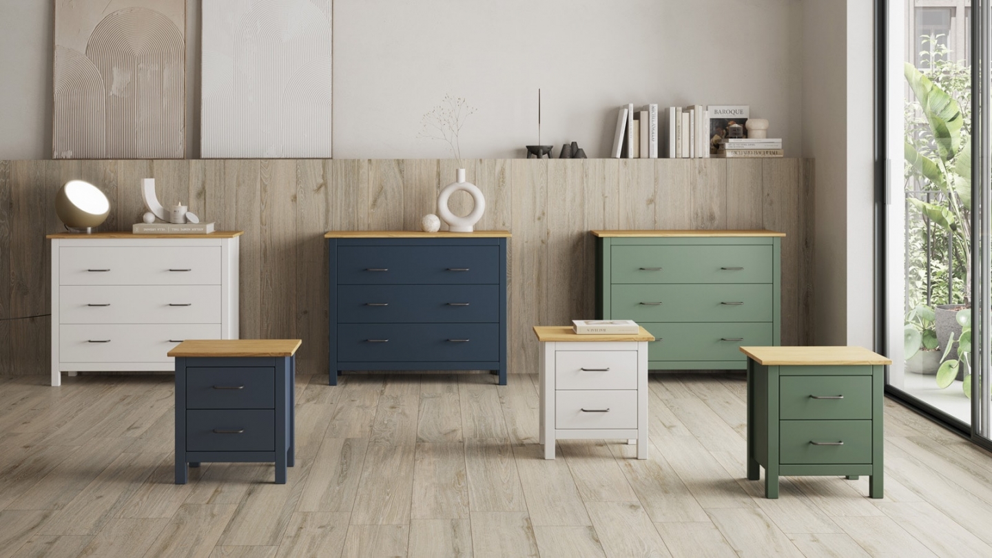 Table de chevet en bois massif blanc - Ida