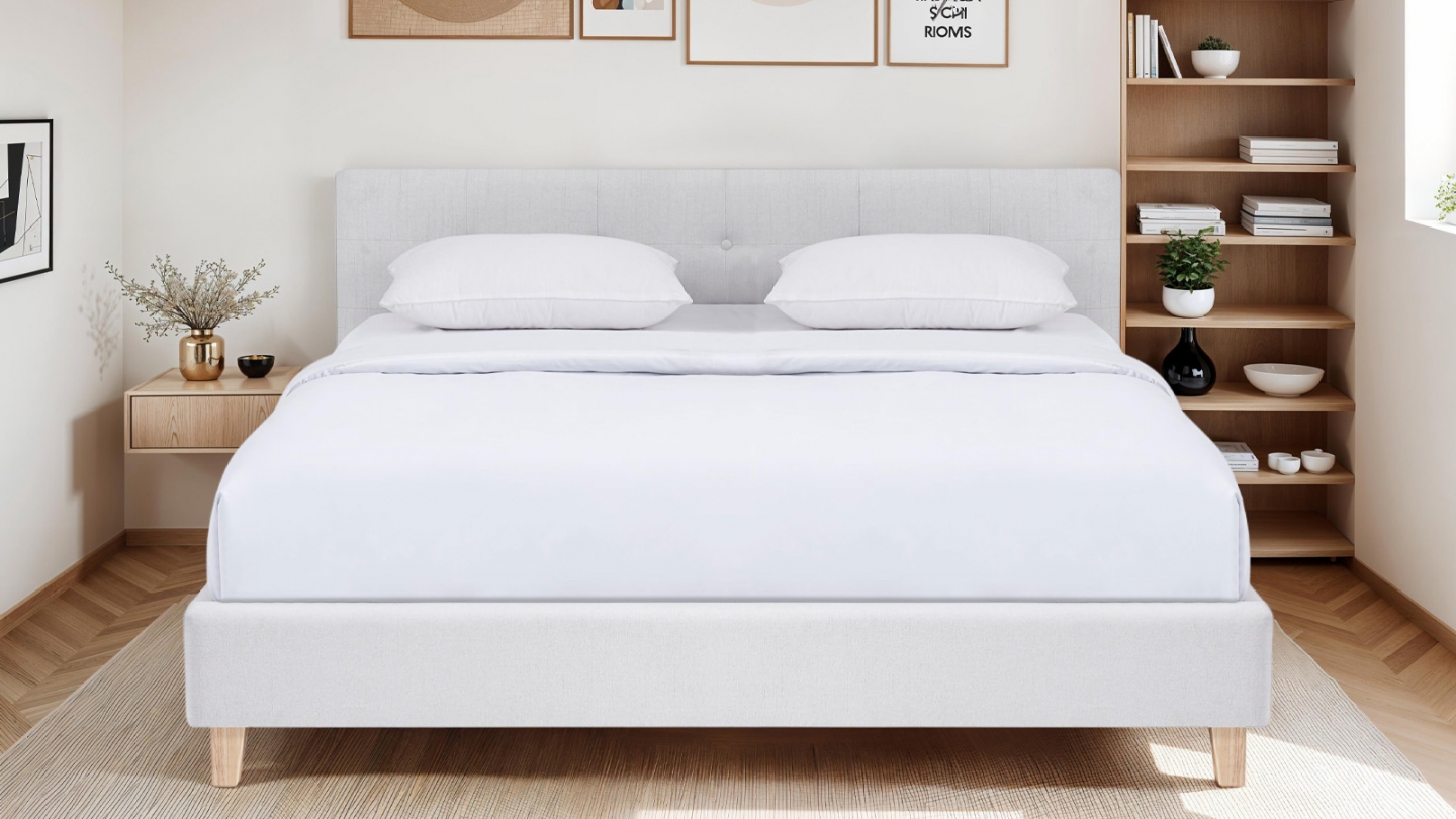 Lit adulte 160x200 cm avec tête de lit capitonnée en tissu beige - Milo