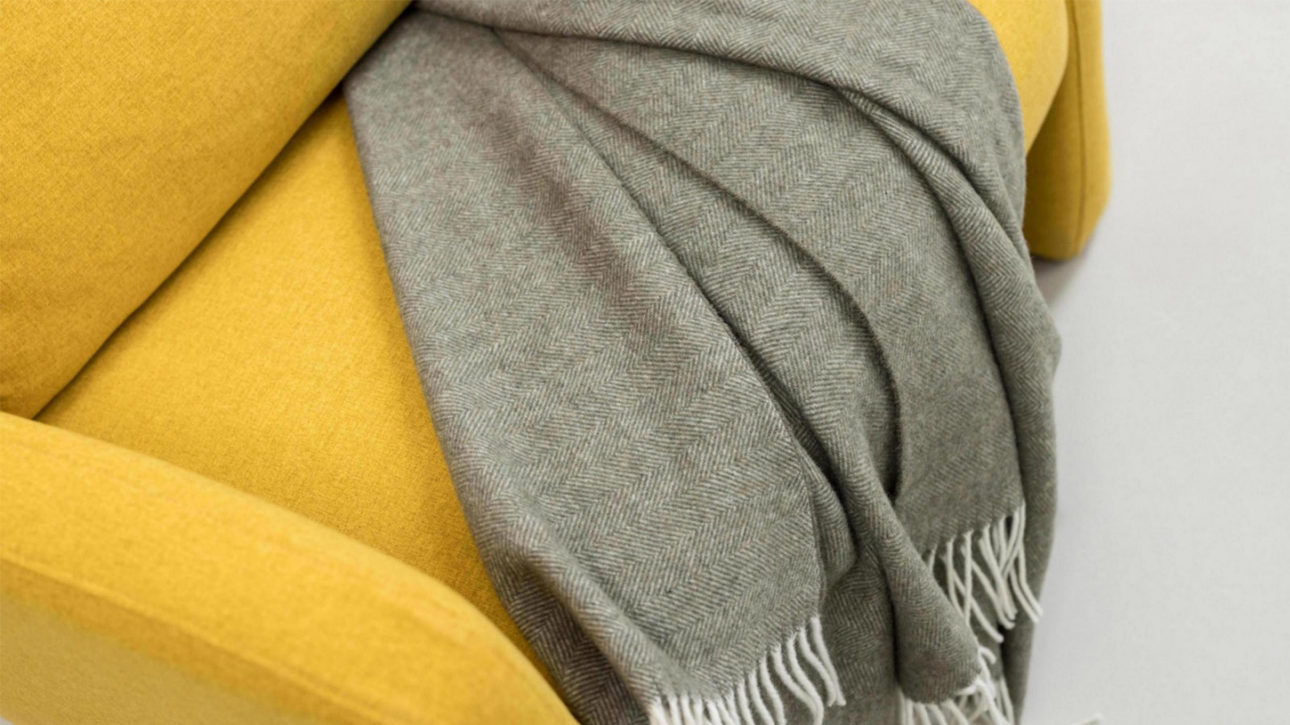 Plaid en laine vert olive 130 x 190 - Carina