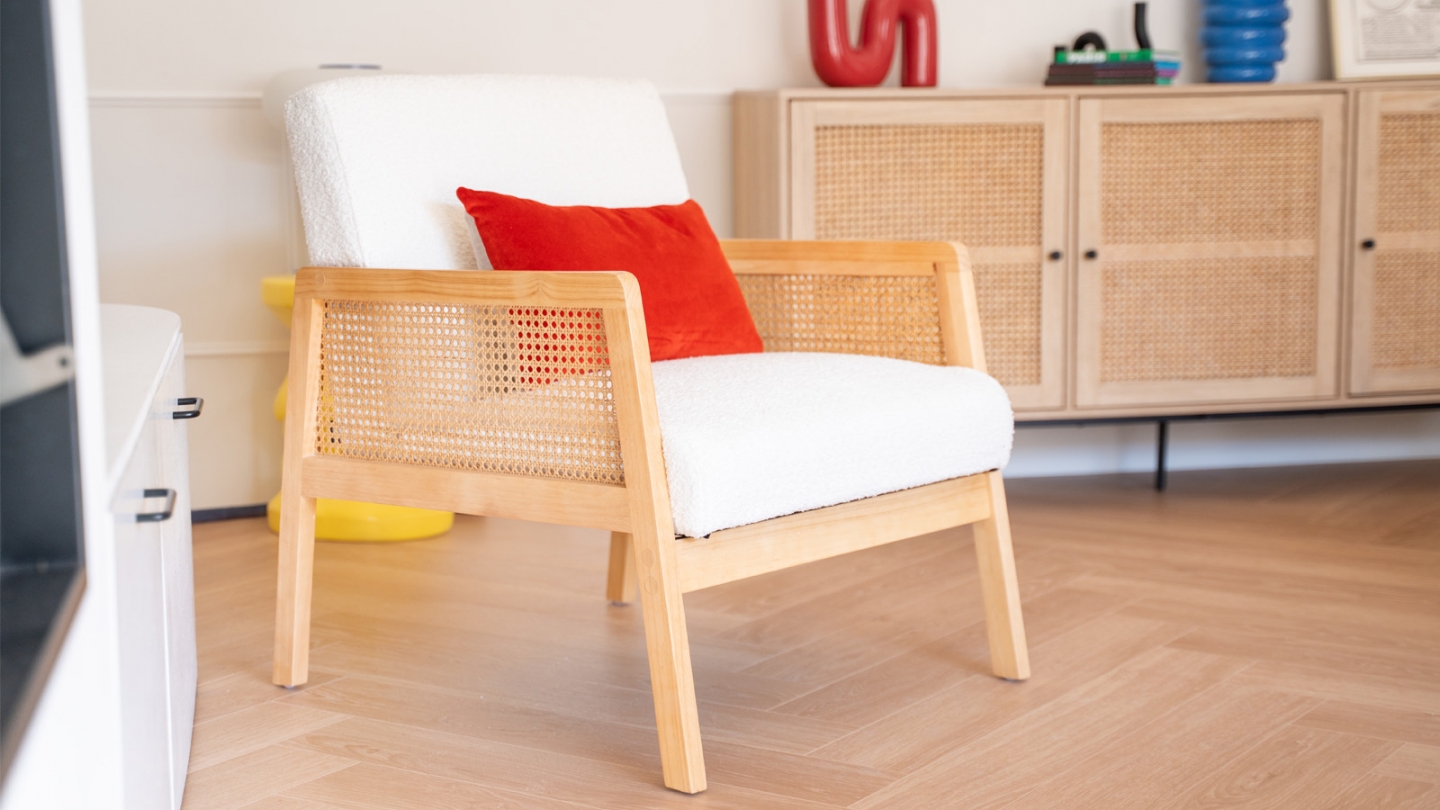 Fauteuil rotin et tissu bouclé écru - Mani Fauteuil rotin et tissu bouclé écru - Mani