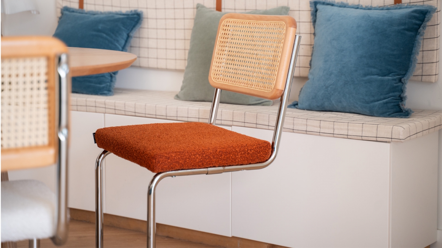 Lot de 2 chaises en cannage, tissu bouclé rouille et métal chromé - Muse