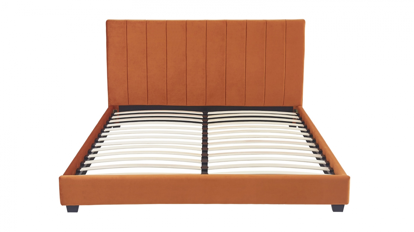 Lit adulte 140x190 cm avec tête de lit capitonnée en velours terracotta - William