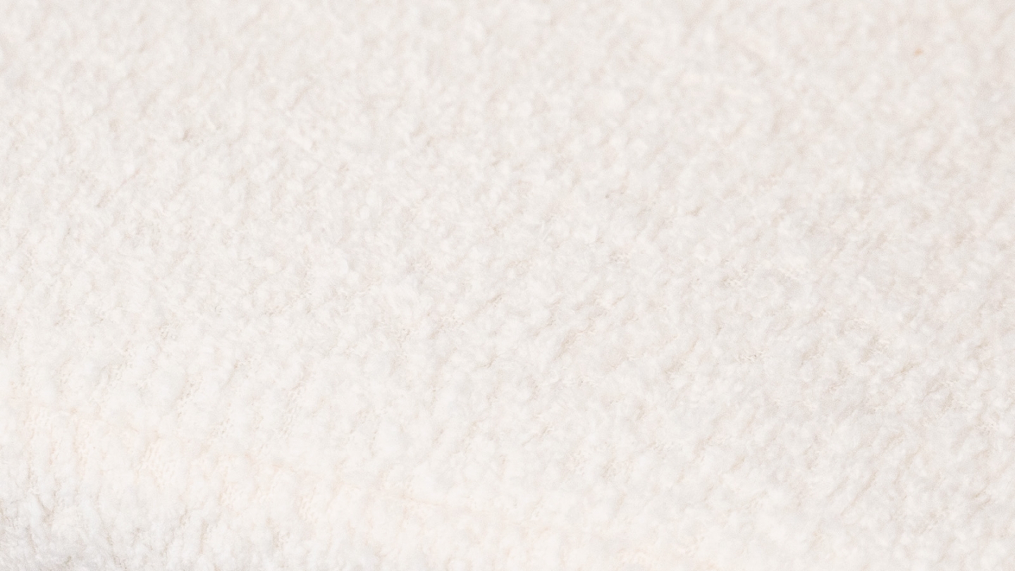 Lot de 2 chaises en tissu bouclé écru et métal chromé - Dulce