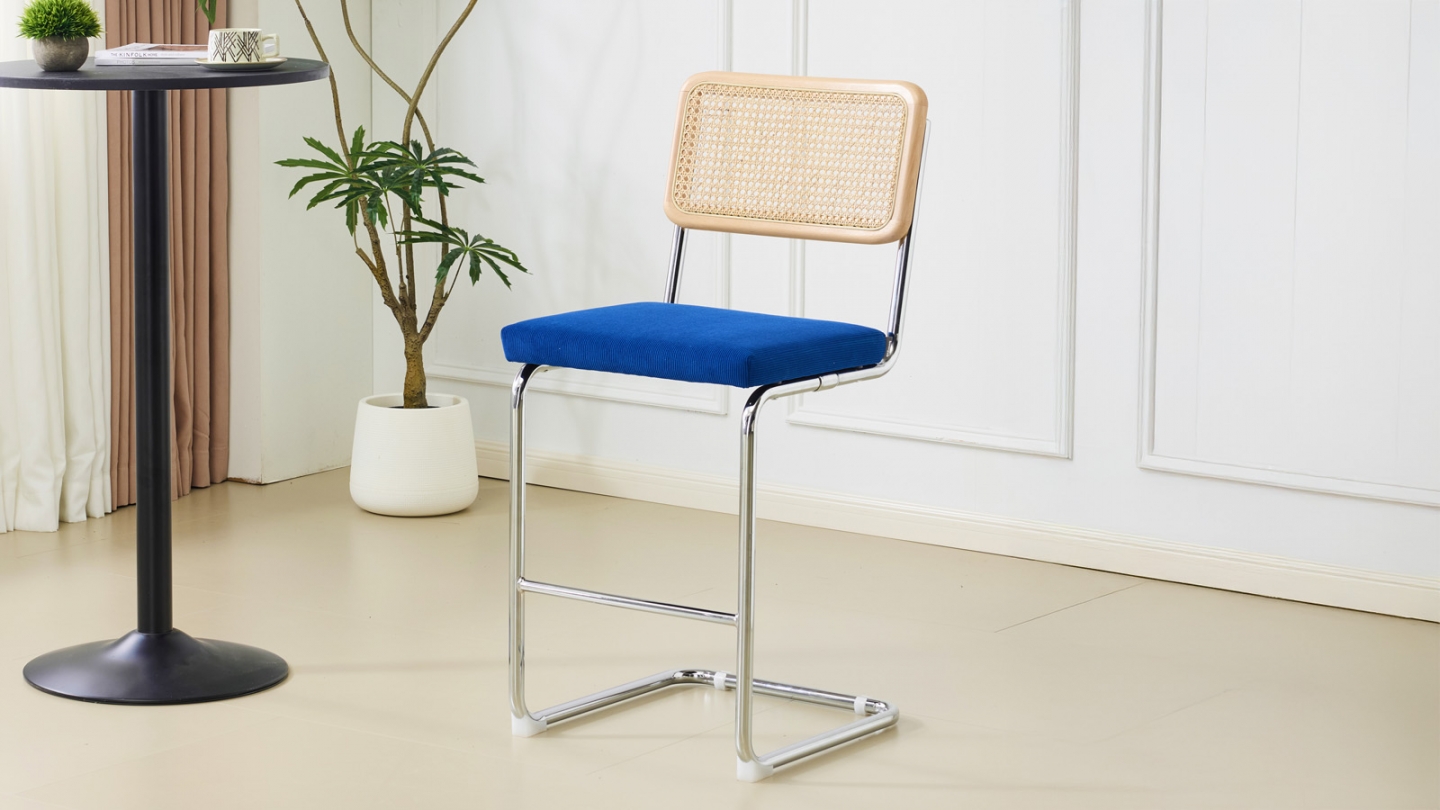Lot de 2 tabourets de bar en velours côtelé bleu électrique et cannage - Muse