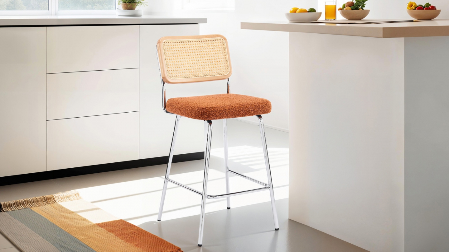 Lot de 2 chaises de bar en cannage et tissu bouclé rouille, piètement chromé - Muse