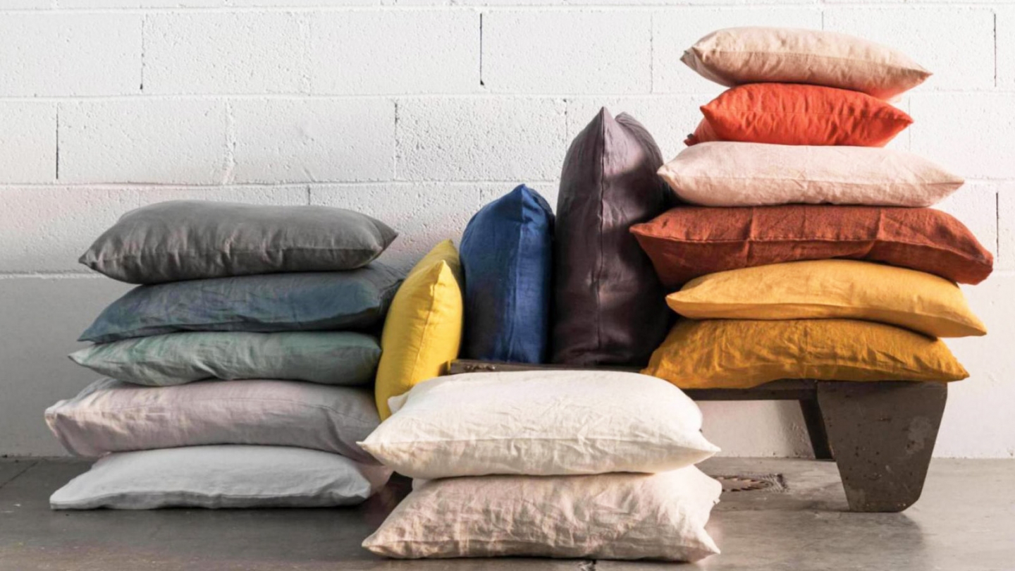 Lot de 2 Taies d'oreiller en lin Jaune 65 x 65 cm - Zeff Lot de 2 Taies d'oreiller en lin Jaune 65 x 65 cm - Zeff