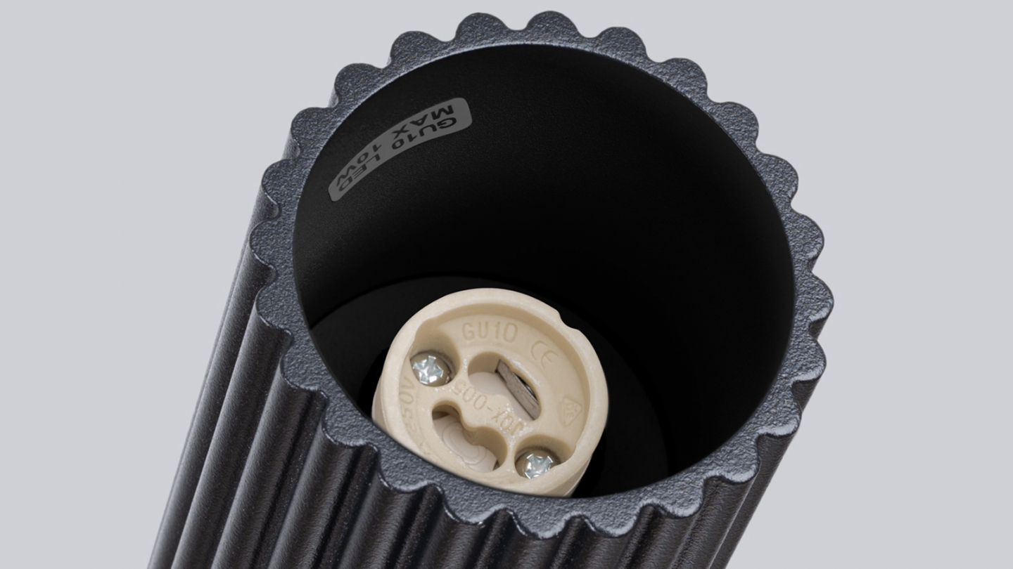 Plafonnier en aluminium cannelé 10 cm noir - Karbon