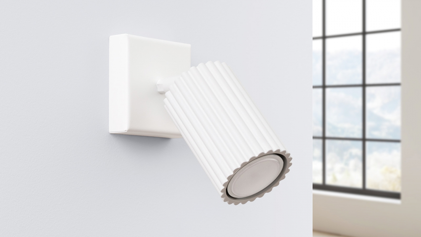 Applique en aluminium cannelé beige - Karbon