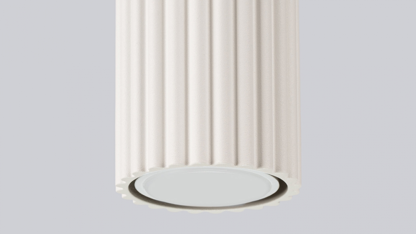 Plafonnier en aluminium cannelé 30 cm beige - Karbon Plafonnier en aluminium cannelé 30 cm beige - Karbon