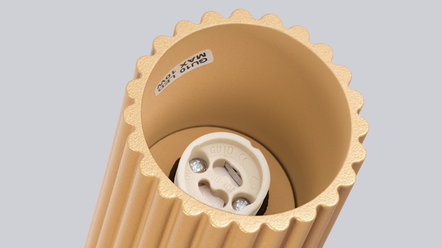 Plafonnier en aluminium cannelé 30 cm or - Karbon Plafonnier en aluminium cannelé 30 cm or - Karbon