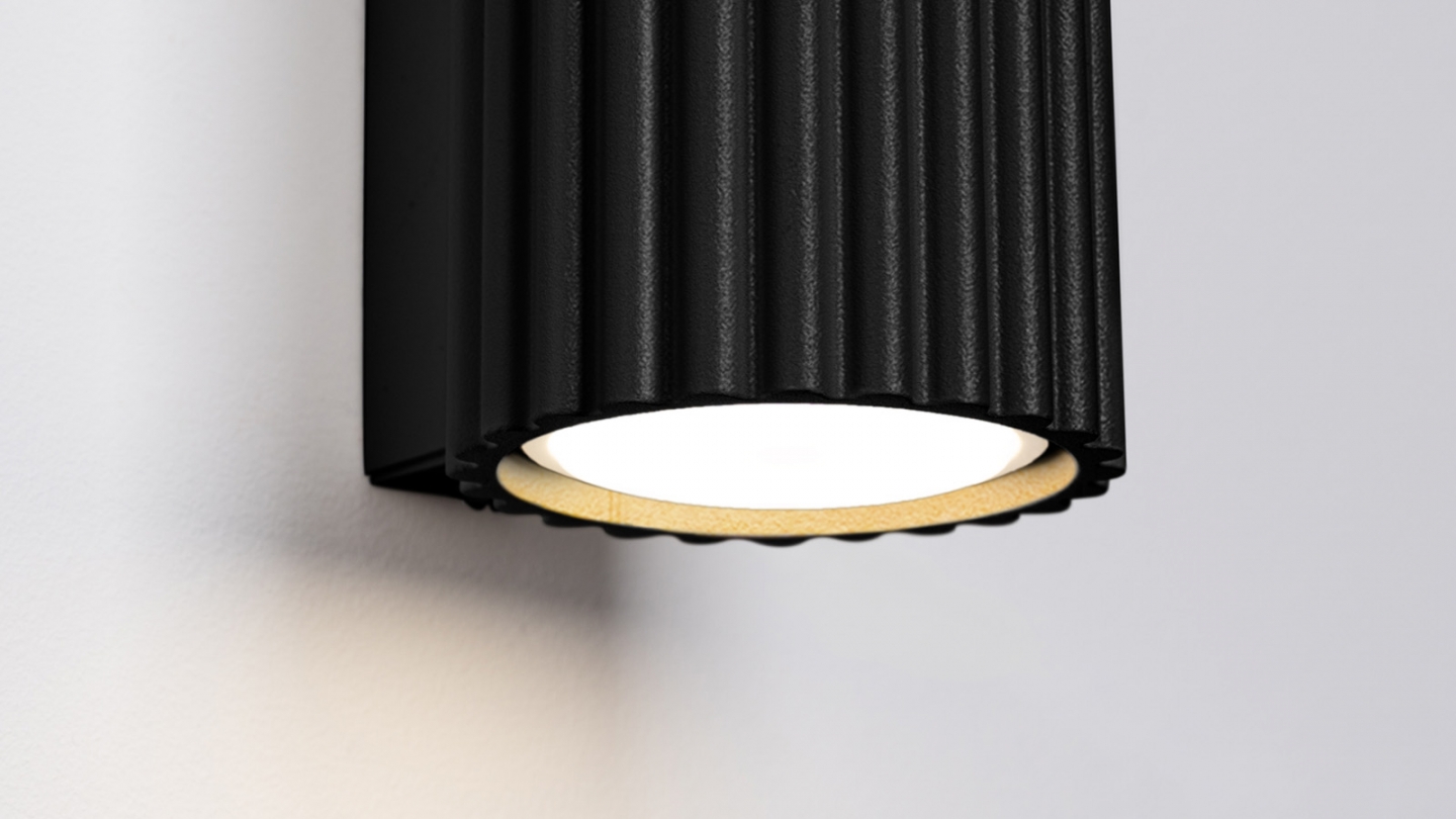 Applique en aluminium cannelé 10 cm noir - Karbon