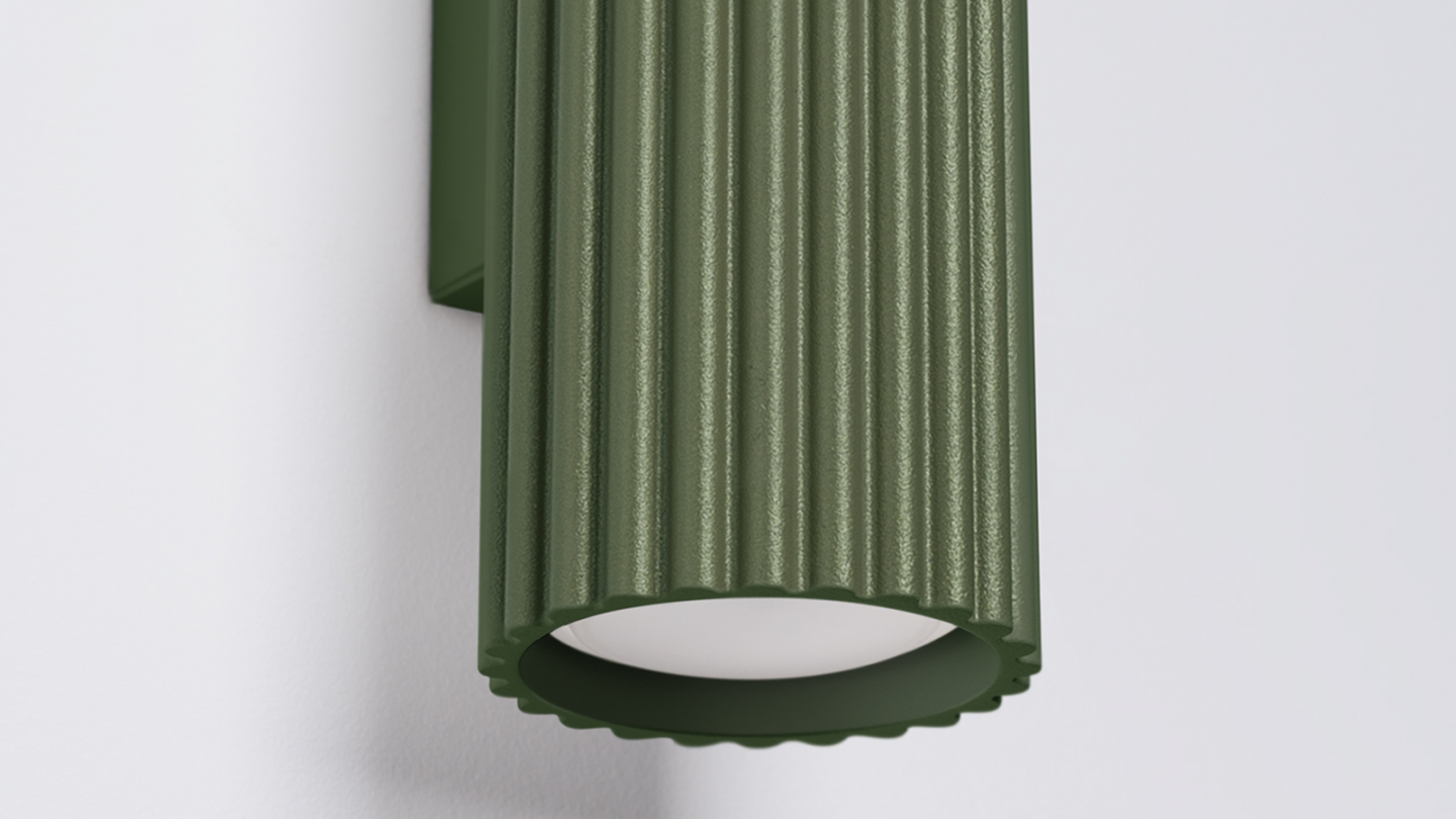 Applique en aluminium cannelé 20 cm vert olive - Karbon