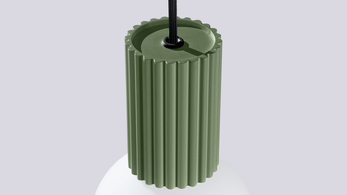 Suspension en aluminium cannelé vert olive - Halo