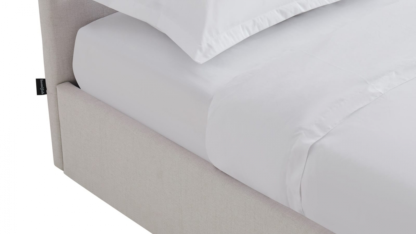 Ensemble Lit coffre adulte 140x190cm avec tête de lit en tissu beige - Tina + Matelas ressorts ensachés - Spring Elite