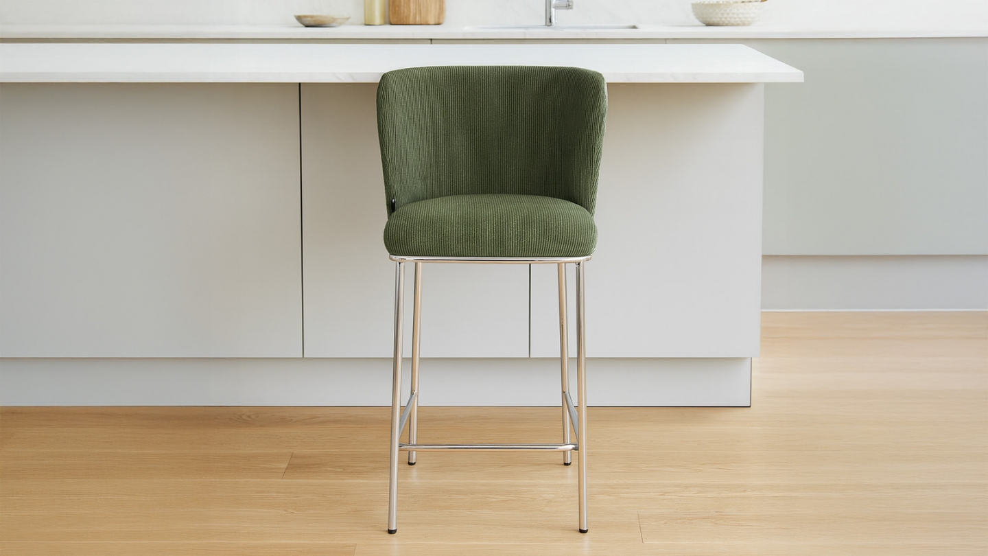 Lot de 2 tabourets de bar en velours côtelé vert kaki, piètement chromé - Toma