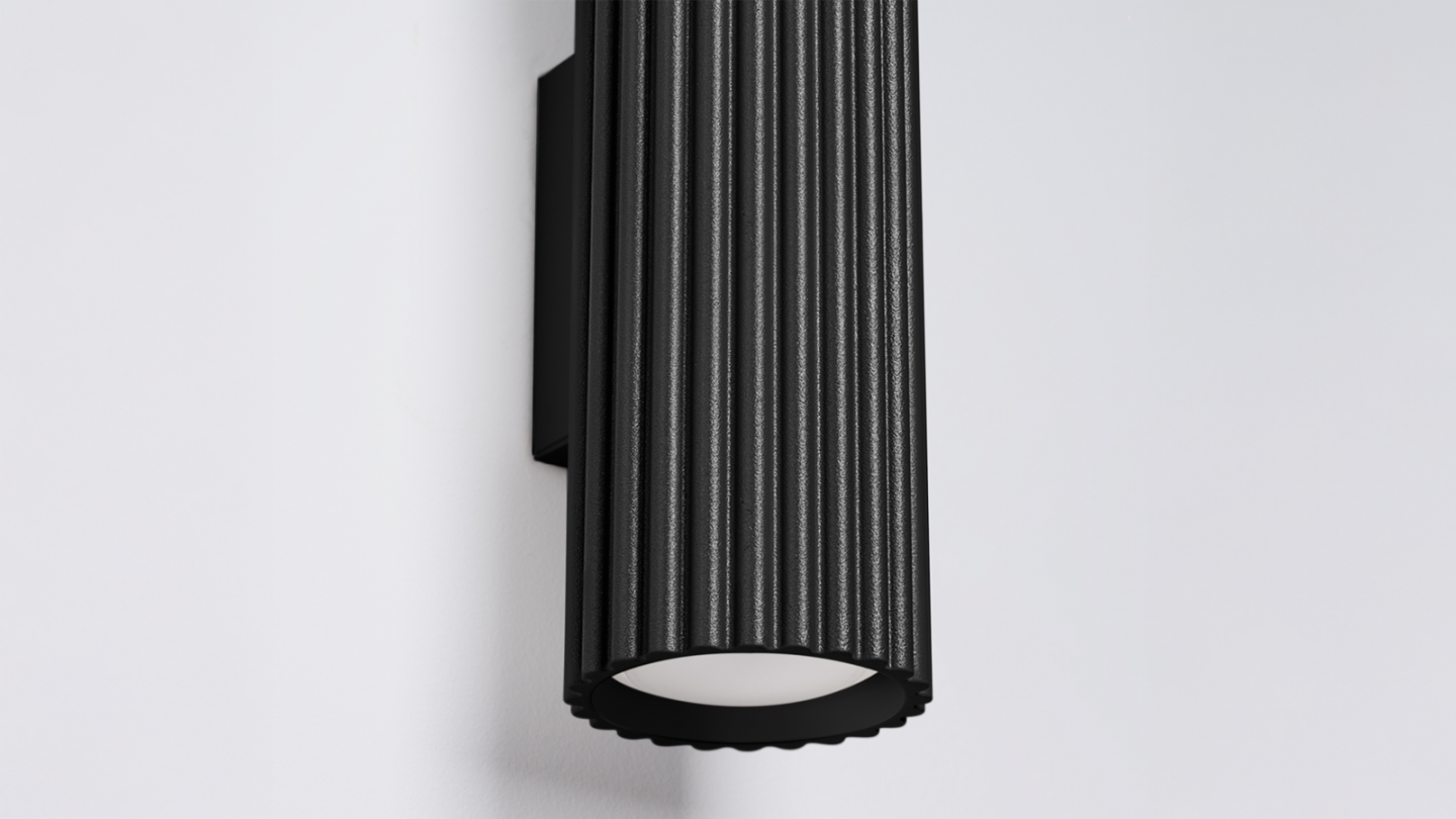 Applique en aluminium cannelé 30 cm noir - Karbon
