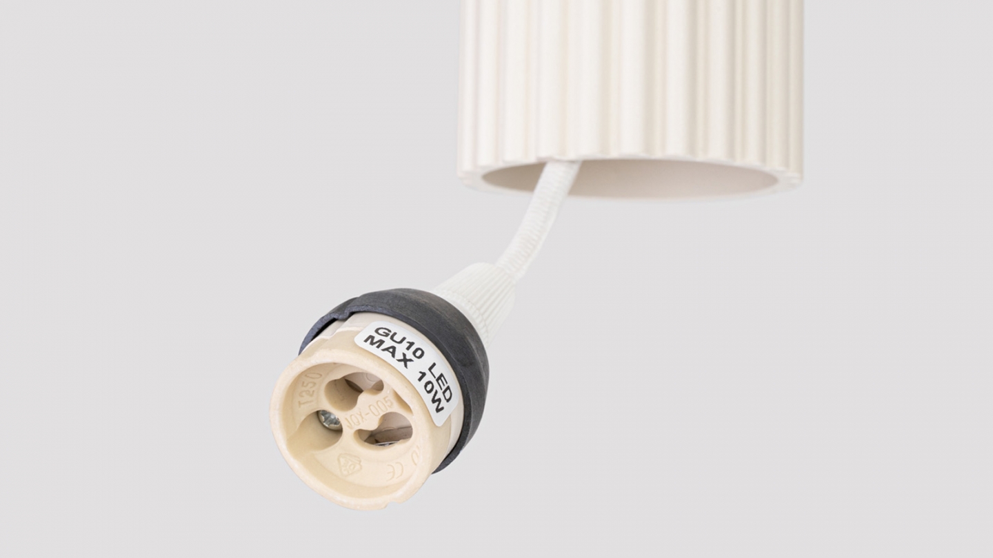 Suspension en aluminium cannelé 2 ampoules beige - Karbon