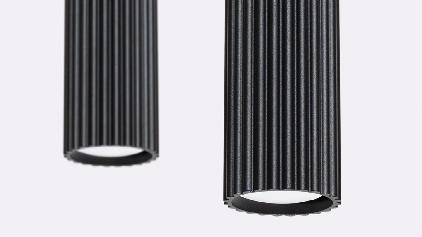 Suspension en aluminium cannelé 2 ampoules - Karbon