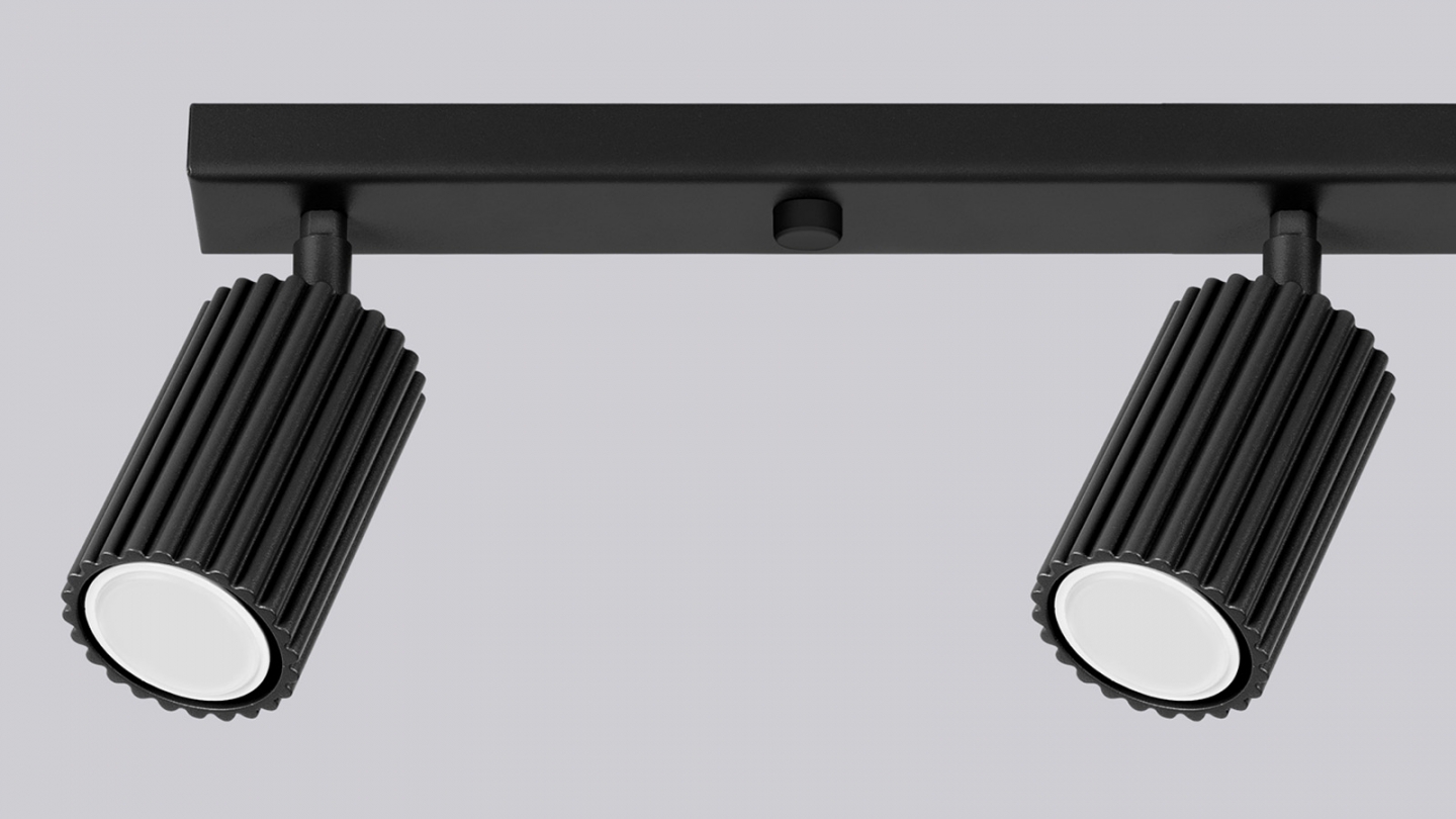 Plafonnier linéaire en aluminium cannelé 4 ampoules noir - Karbon Plafonnier linéaire en aluminium cannelé 4 ampoules noir - Karbon