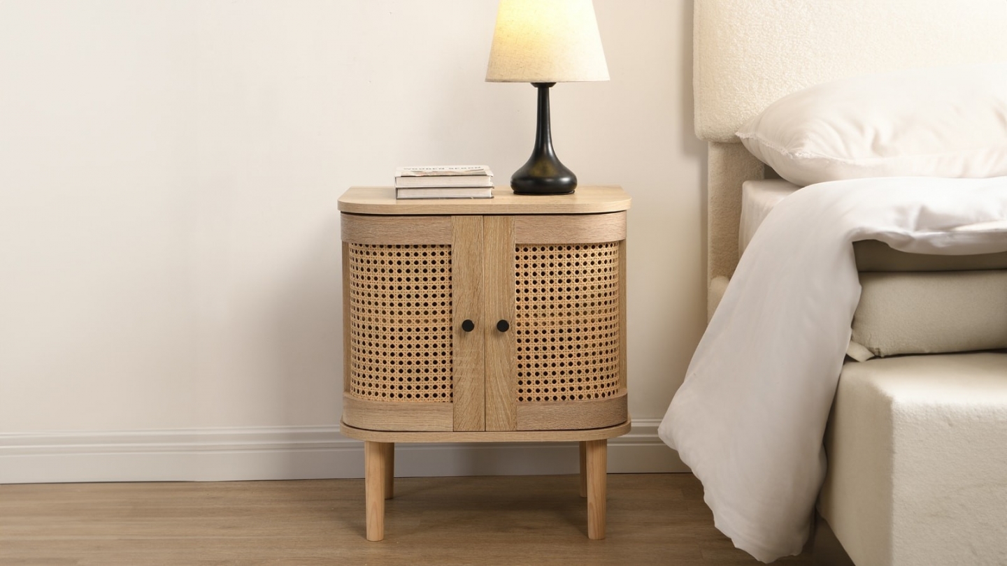 Lot de 2 tables de chevet 2 portes couleur chêne et cannage 40 cm - Bali Lot de 2 tables de chevet 2 portes couleur chêne et cannage 40 cm - Bali