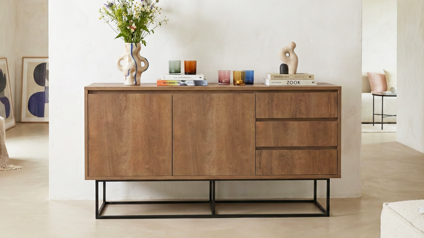 Buffet 2 portes 3 tiroirs effet Noyer 140 cm - Nerio Buffet 2 portes 3 tiroirs effet Noyer 140 cm - Nerio