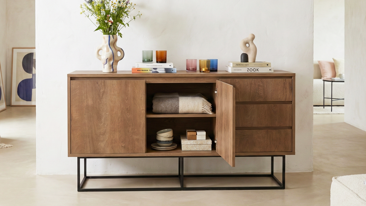 Buffet 2 portes 3 tiroirs effet Noyer 140 cm - Nerio Buffet 2 portes 3 tiroirs effet Noyer 140 cm - Nerio