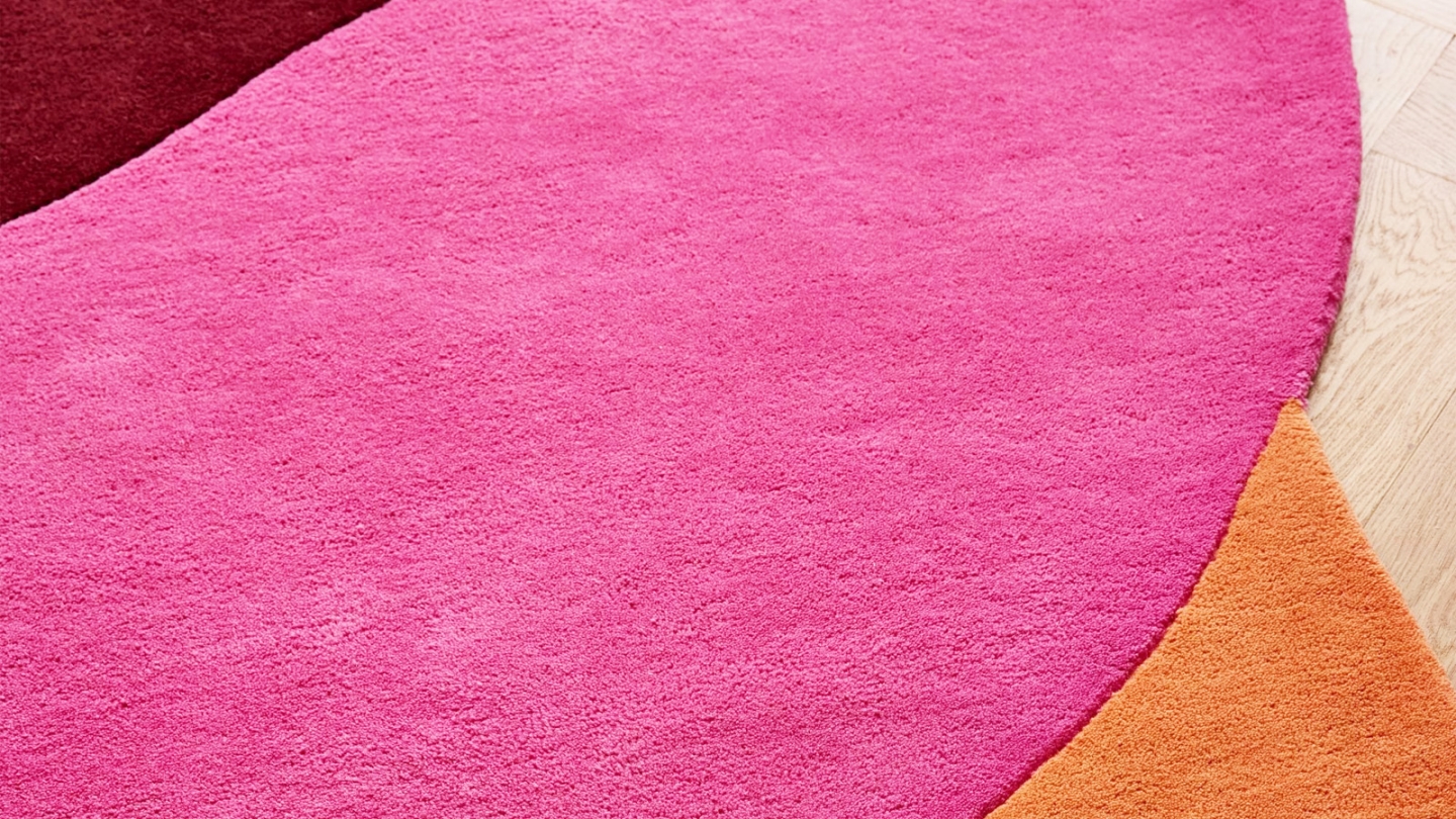 Tapis en laine motif géométrique rose 133x190 cm– tissé main - Sunset Pop Tapis en laine motif géométrique rose 133x190 cm– tissé main - Sunset Pop