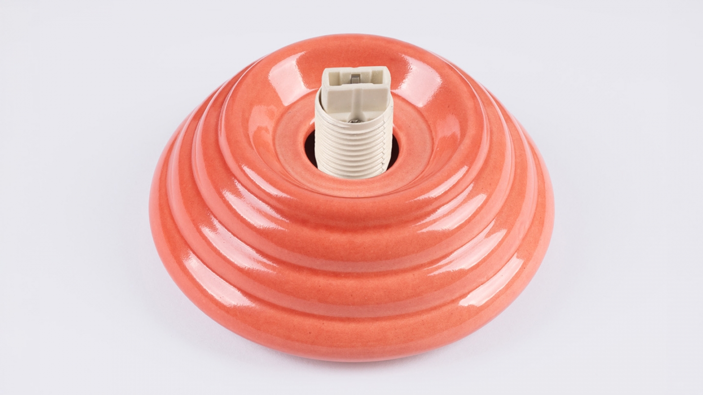 Plafonnier en céramique et globe en verre pêche - Zori Plafonnier en céramique et globe en verre pêche - Zori