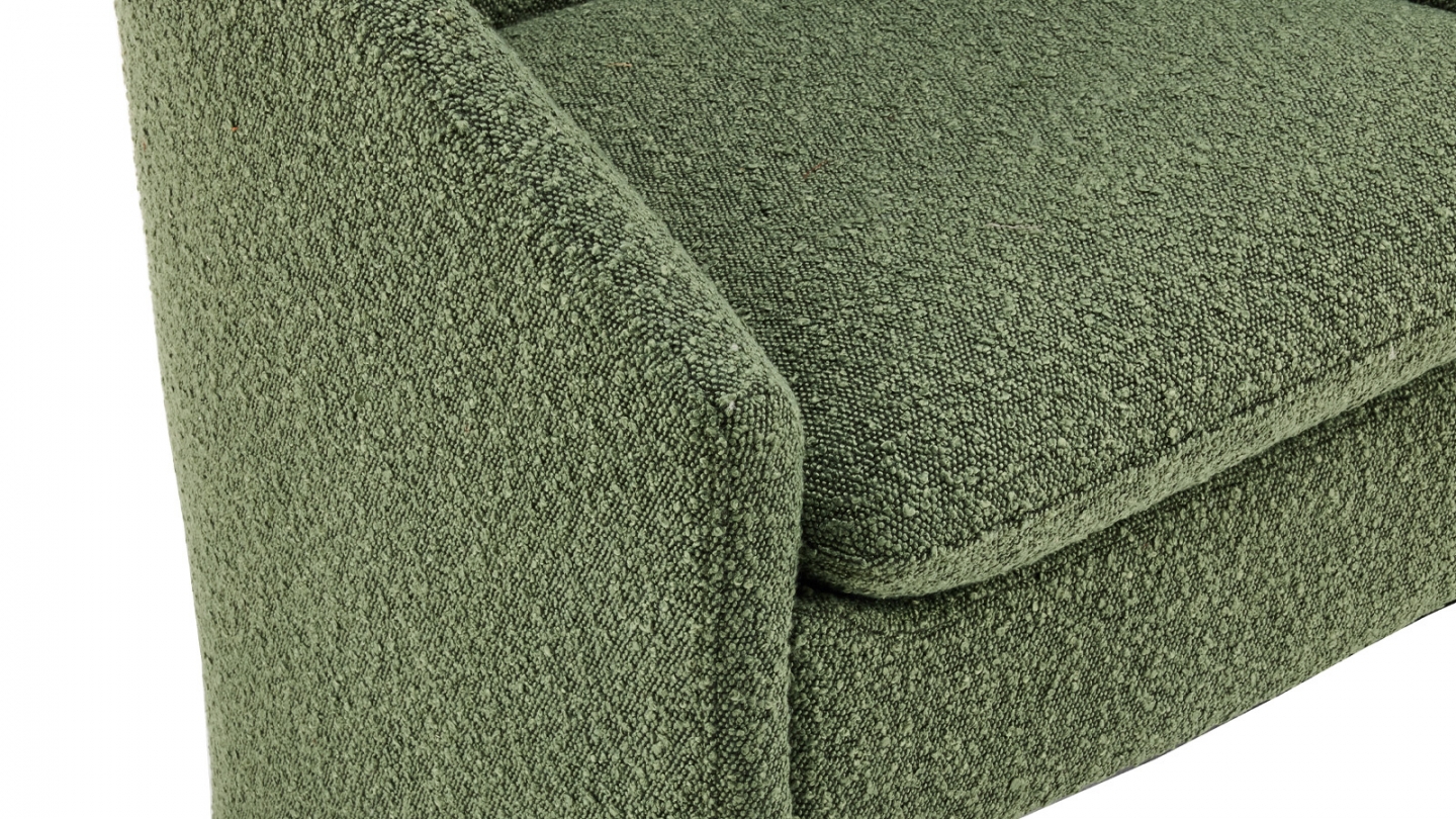 Fauteuil en bois et tissu bouclé vert kaki - Ami Fauteuil en bois et tissu bouclé vert kaki - Ami
