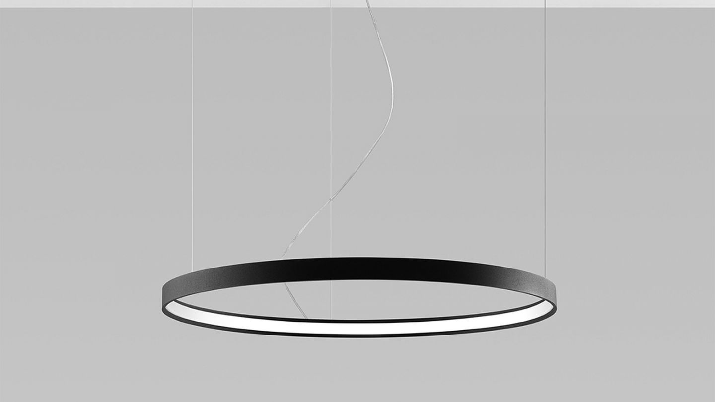Suspension ronde noire à Led 78 cm - 4000K - Rio Suspension ronde noire à Led 78 cm - 4000K - Rio
