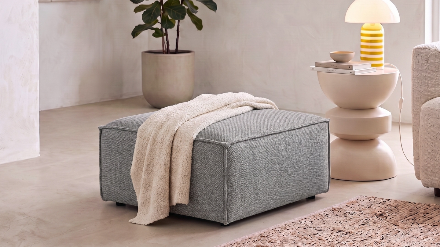 Pouf en tissu chenille gris - Asti Pouf en tissu chenille gris - Asti