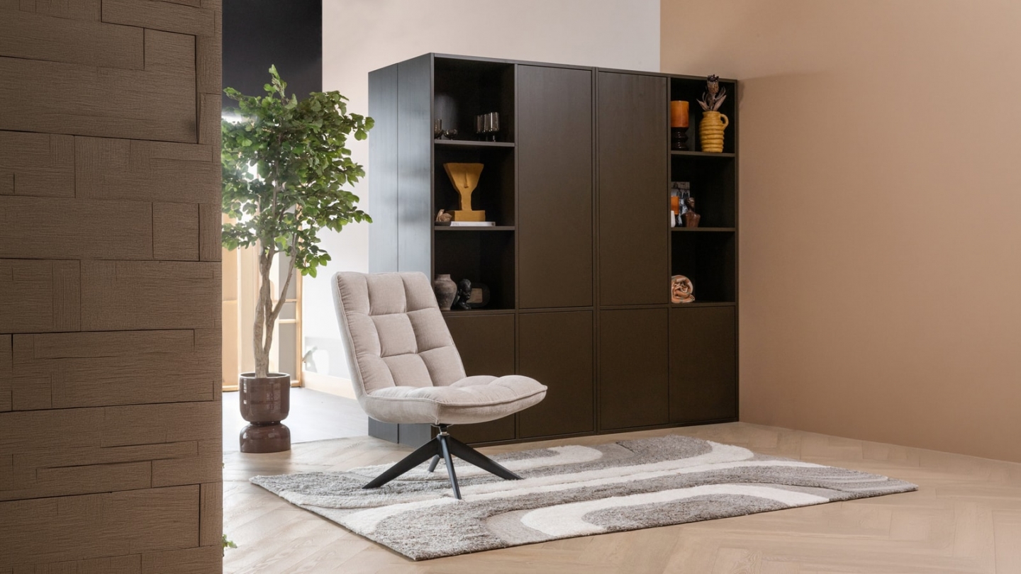 Buffet haut 3 portes - 3 niches à gauche - en pin cannelé brun moyen 108 cm - Meggy Buffet haut 3 portes - 3 niches à gauche - en pin cannelé brun moyen 108 cm - Meggy