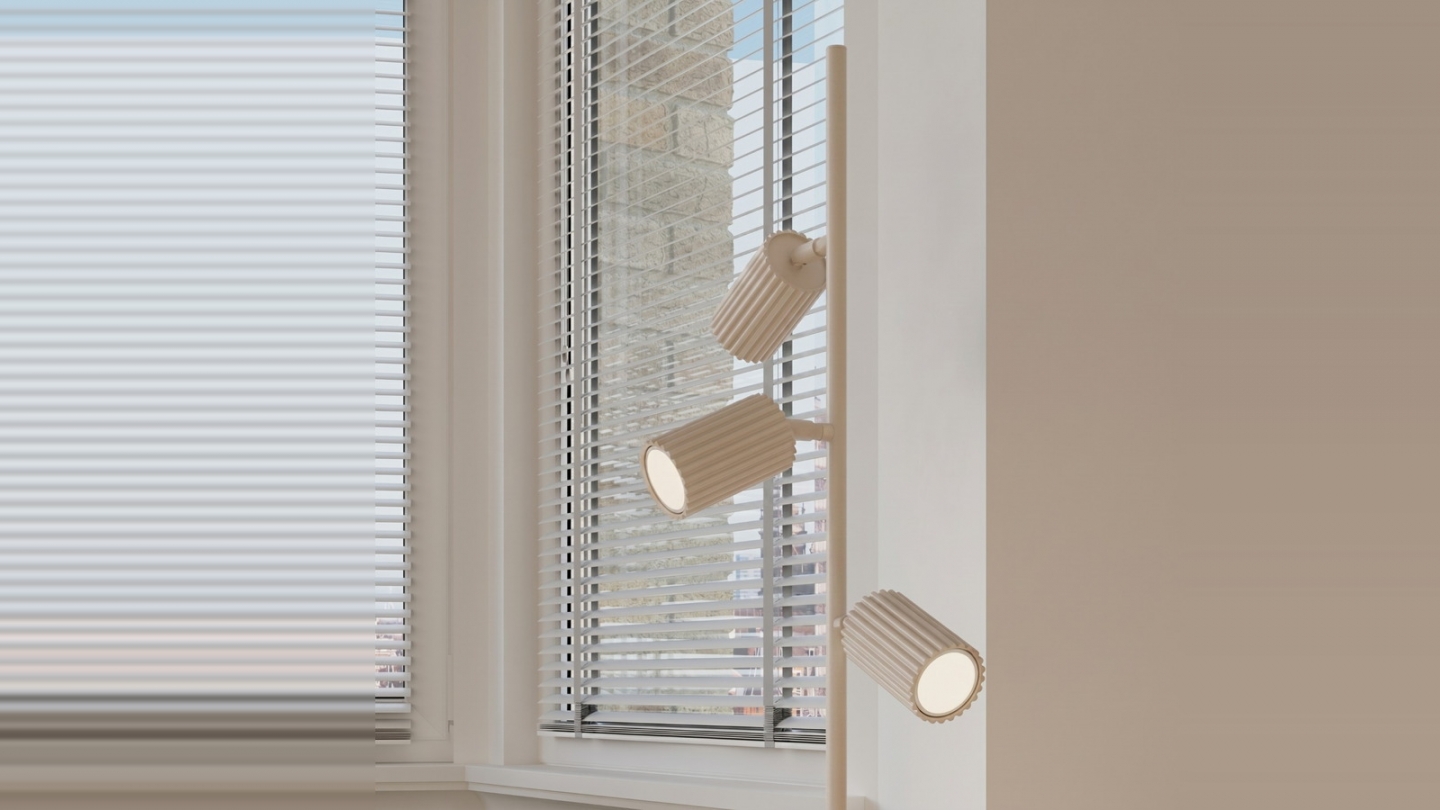 Lampadaire en aluminium beige 155 cm 3 lumières - Karbon Lampadaire en aluminium beige 155 cm 3 lumières - Karbon