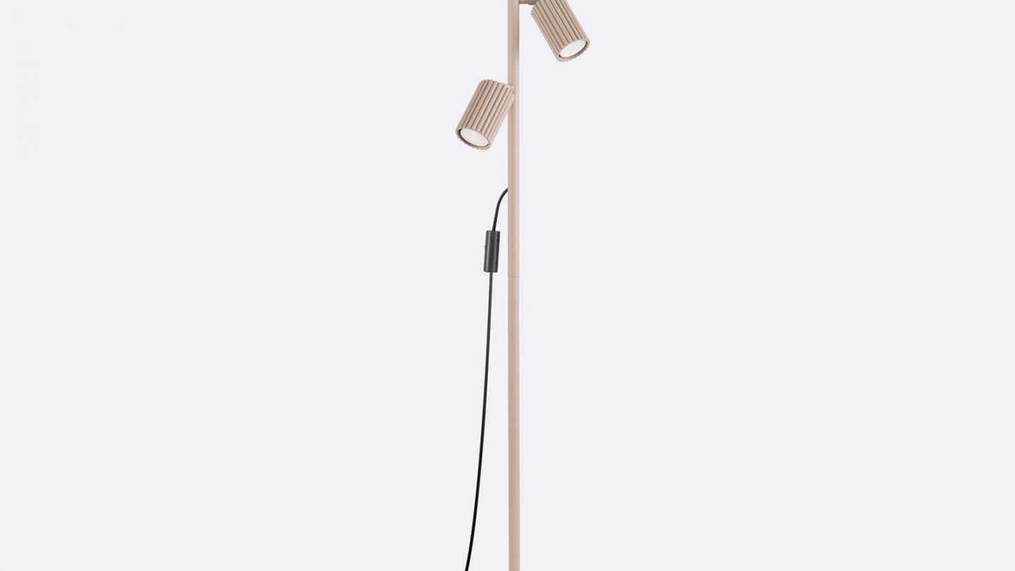 Lampadaire en aluminium taupe 155 cm 3 lumières - Karbon Lampadaire en aluminium taupe 155 cm 3 lumières - Karbon