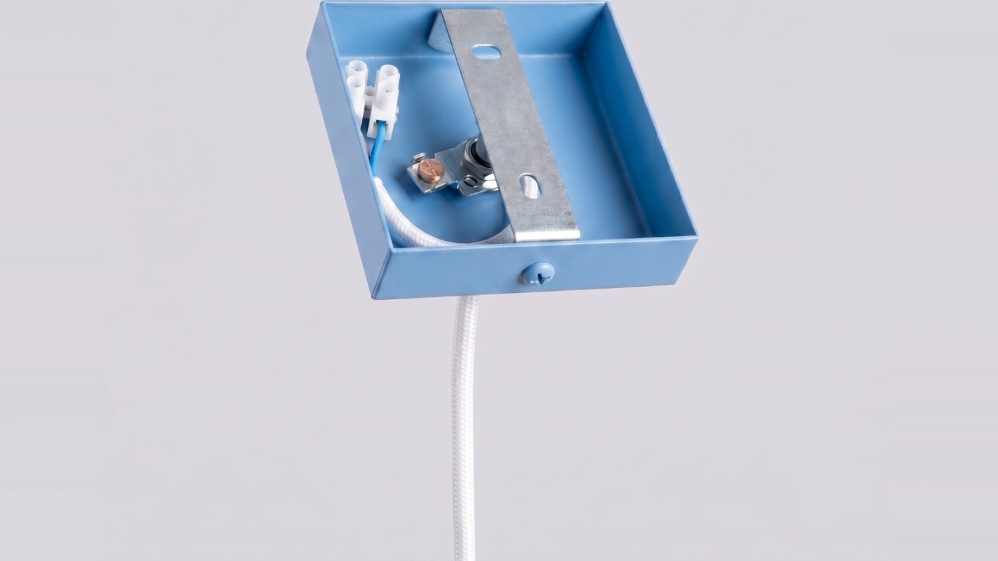 Suspension en métal bleu azur - Pastelo Suspension en métal bleu azur - Pastelo