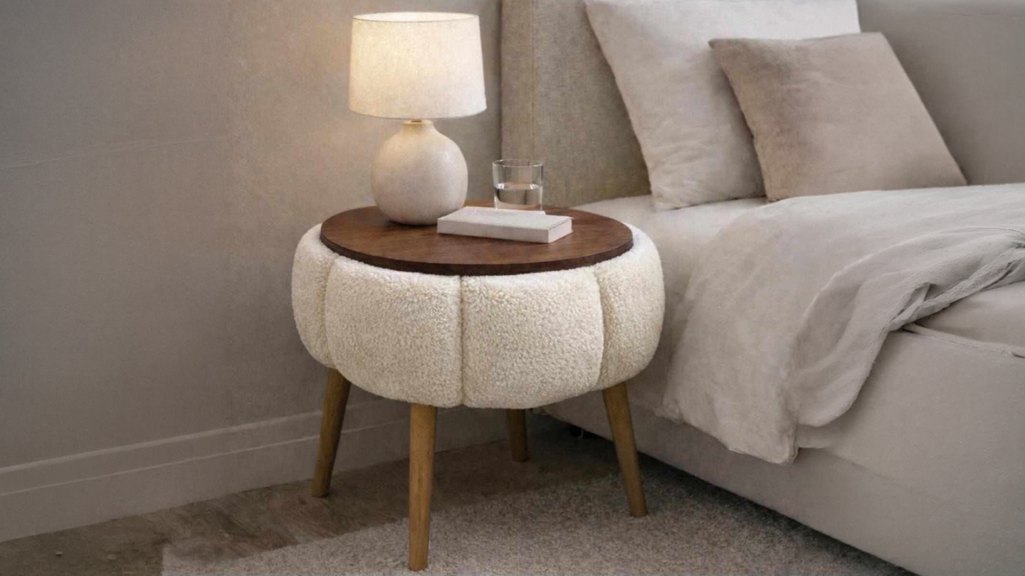 Table d'appoint ronde en tissu teddy crème 45 cm - Ronia Table d'appoint ronde en tissu teddy crème 45 cm - Ronia