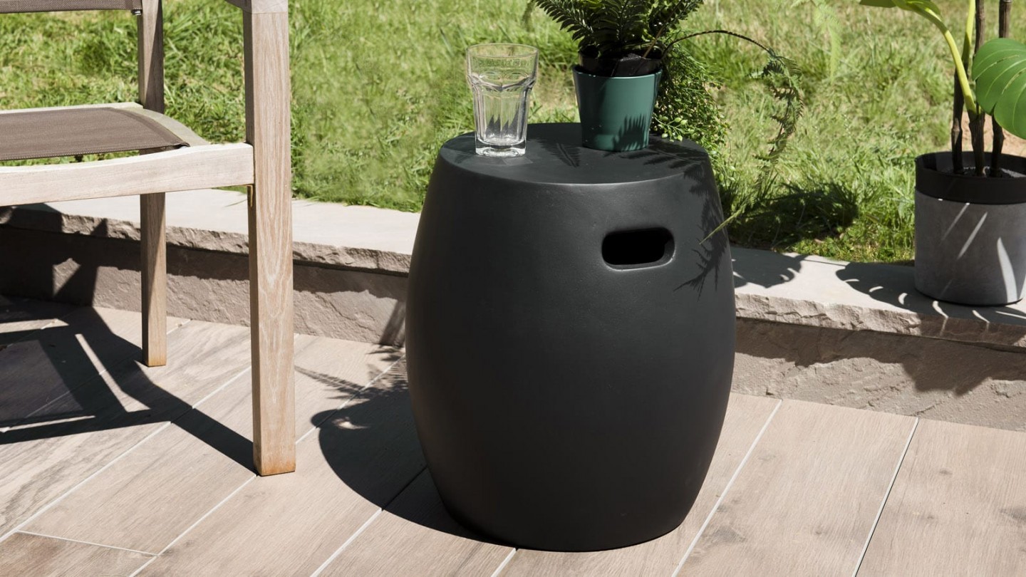 Table d'appoint de jardin ronde en béton noir - Collection Victor