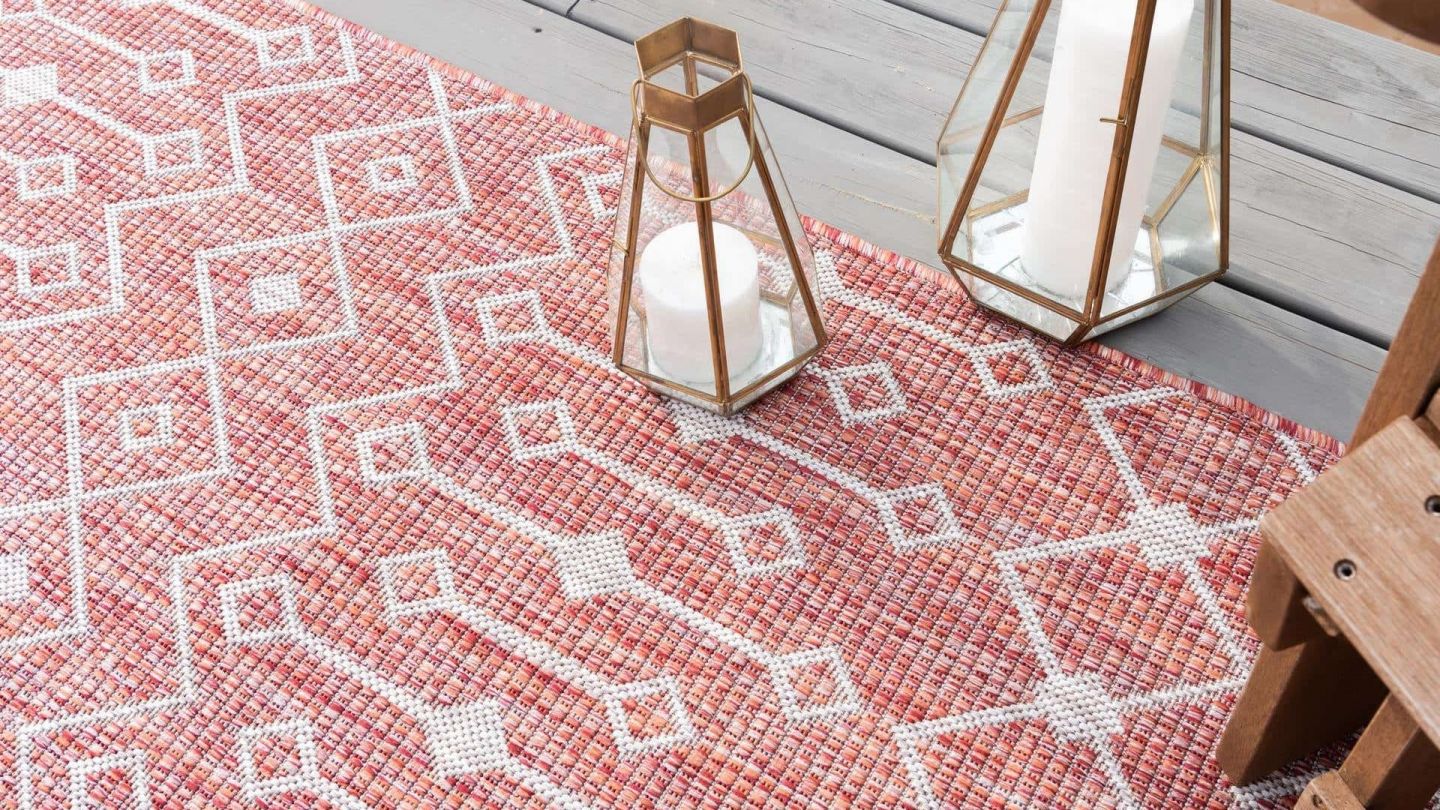 Tapis d'extérieur scandinave rouge 120x160cm - Collection Ethan