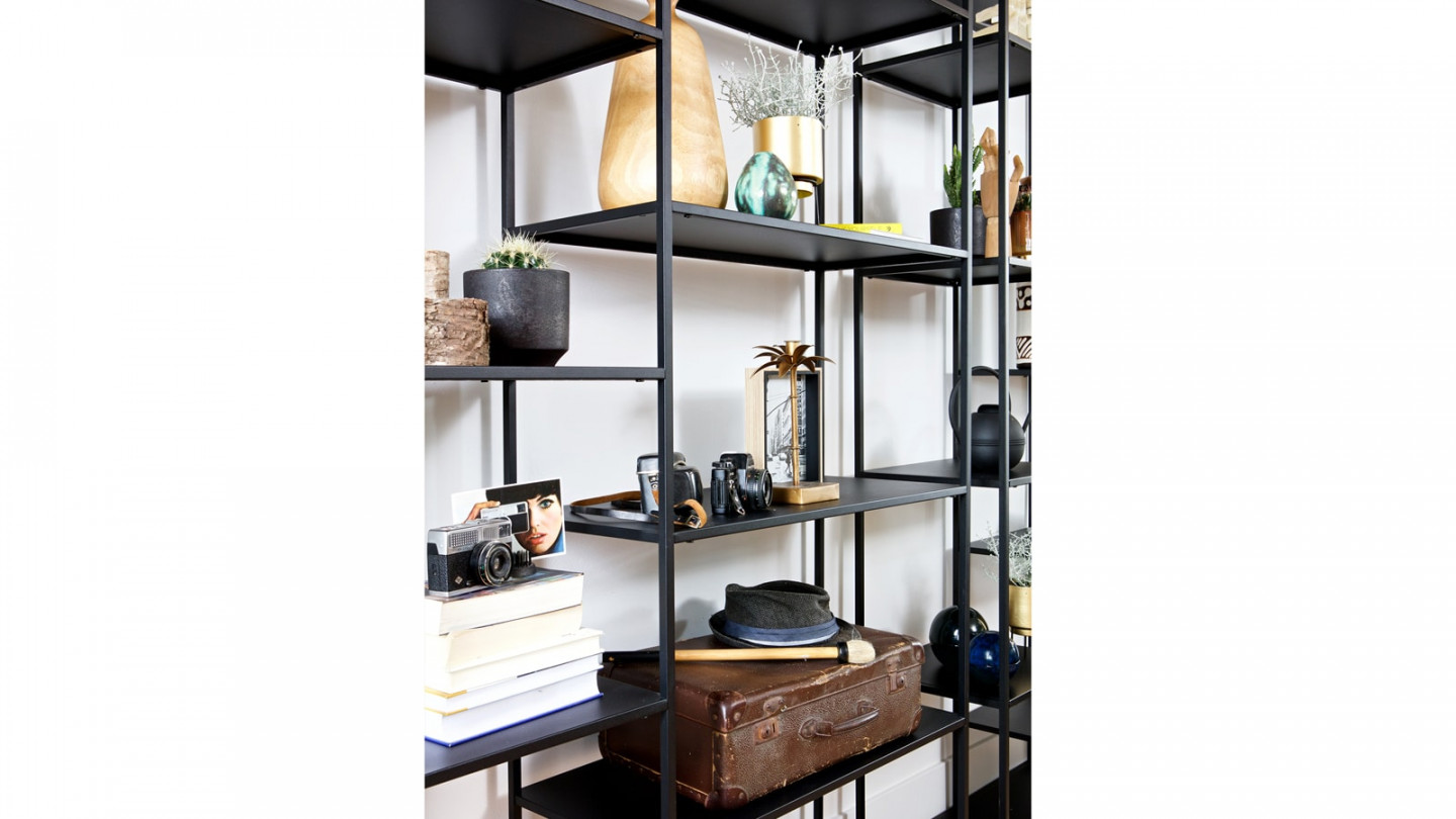 Etagère casiers en métal noir 120cm – Collection June