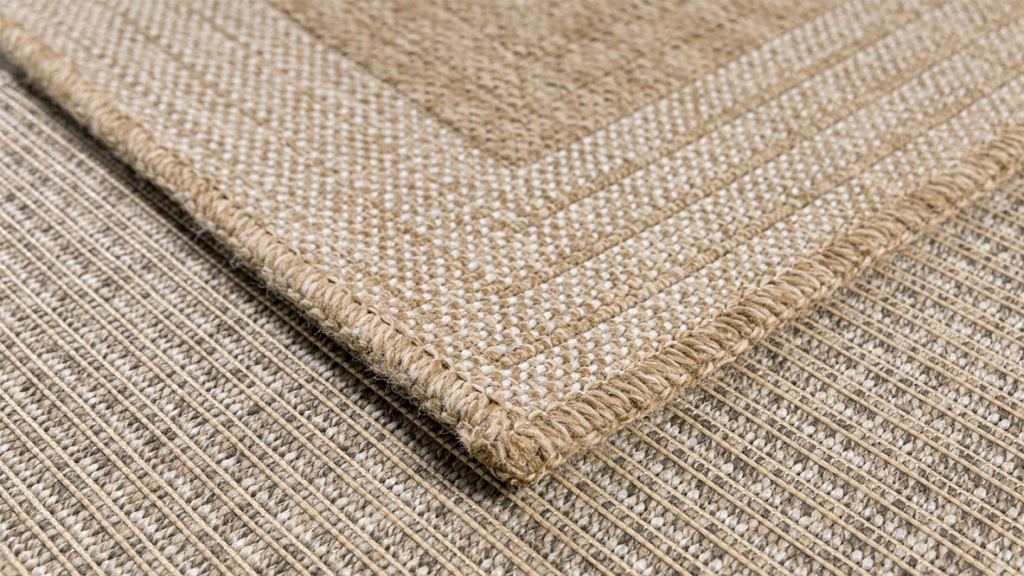 Tapis aspect Jute naturel avec motif blanc 200x290 - Noa