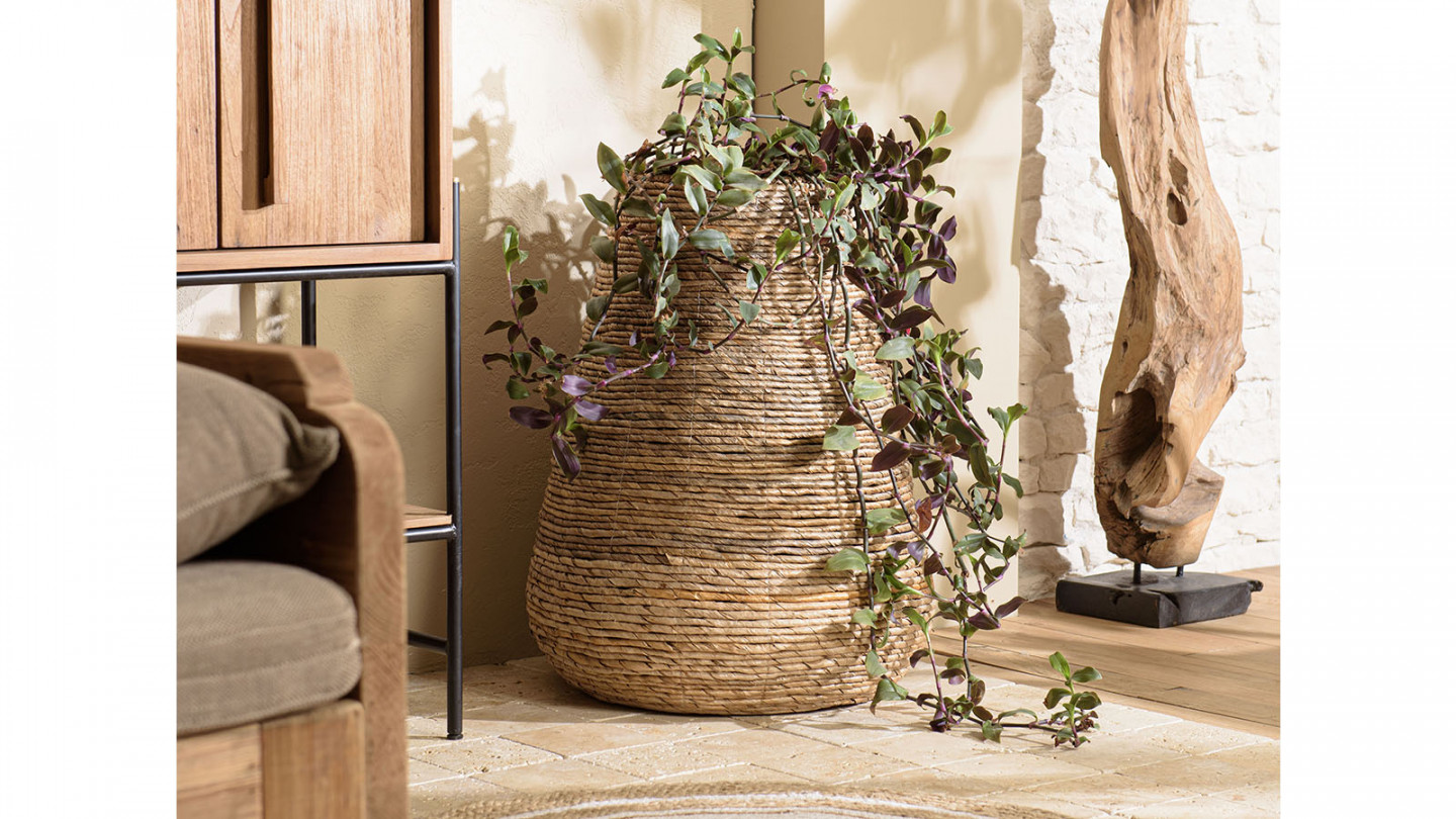 Cache pot modèle moyen en tissage d'abaca naturel - Sixtine