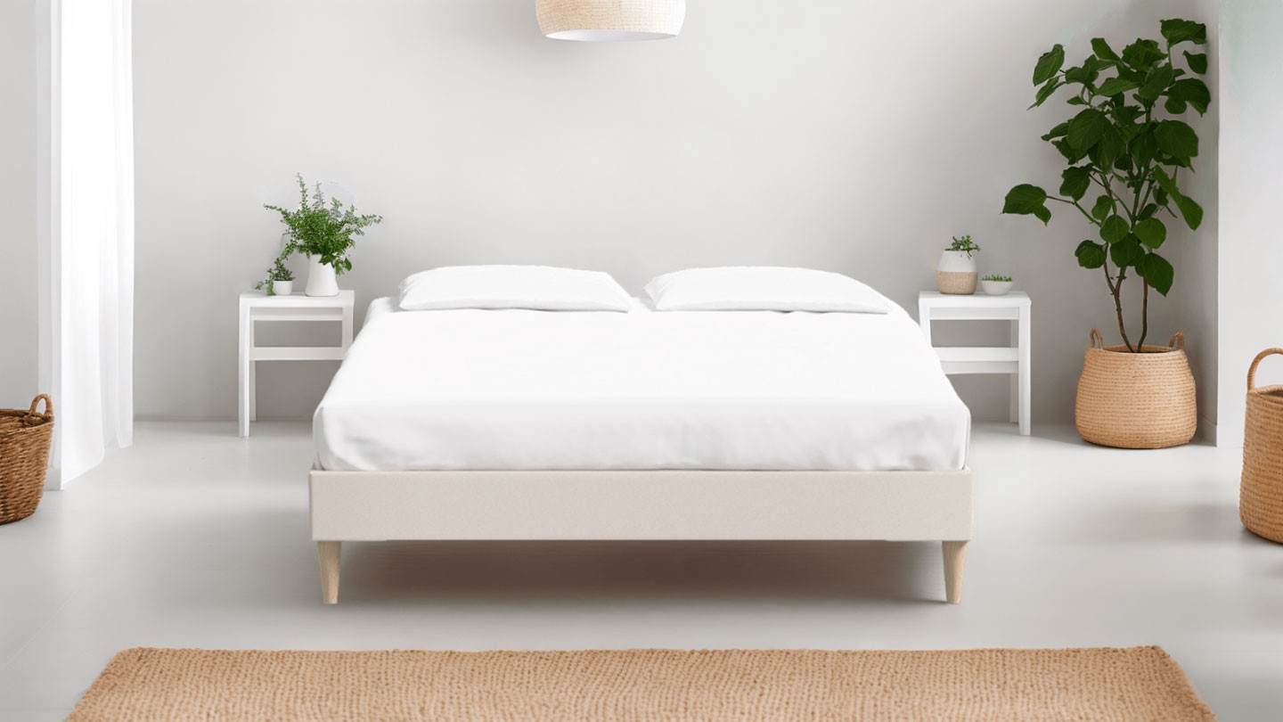 Ensemble lit adulte 140x190 cm en velours beige Dina + Matelas mémoire de forme Memo HR